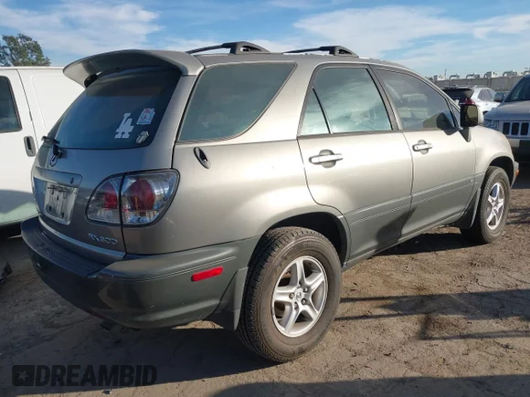 ✅ 2001 Lexus RX 300 • VIN: JTJHF10UX10188146 • Lot: 43969749. Listed on IAAI with 186,225 mi. Free auction sales archive from the USA and detailed vehicle history report at DreamBid. Image 4.