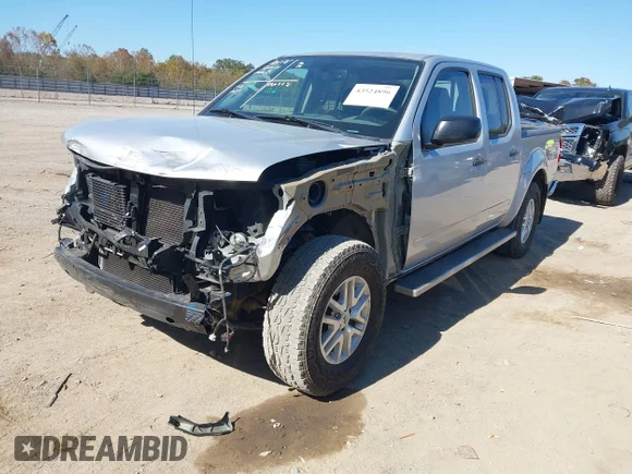 ✅ 2019 Nissan Frontier SV • VIN: 1N6DD0EV3KN782937 • Lot: 43524896. Wystawiony na IAAI z przebiegiem 140 348 mil. Bezpłatny archiwum sprzedaży aukcyjnych z USA i szczegółowy raport historii pojazdu na DreamBid. Zdjęcie 2.