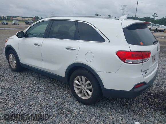 ✅ 2016 Kia Sorento LX • VIN: 5XYPG4A38GG157967 • Lot: 45404071. Wystawiony na IAAI z przebiegiem 131 226 mil. Bezpłatny archiwum sprzedaży aukcyjnych z USA i szczegółowy raport historii pojazdu na DreamBid. Zdjęcie 3.