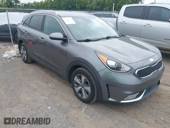 ✅ 2018 Kia Niro LX • VIN: KNDCB3LC1J5122157 • Лот: 42893798. Опубліковано раніше на IAAI з пробігом 143 261 миль. Безкоштовний доступ до архіву аукціонних продажів зі США та докладний звіт про історію автомобіля на DreamBid. Зображення 1.