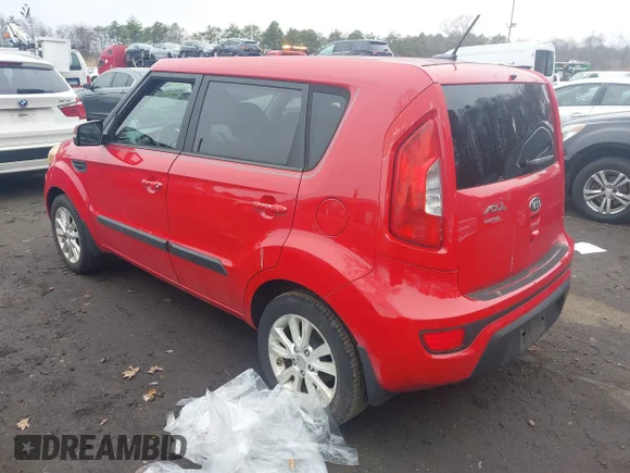 ✅ 2013 Kia Soul + • VIN: KNDJT2A64D7522606 • Lot: 44760482. Wystawiony na IAAI z przebiegiem 116 102 mil. Bezpłatny archiwum sprzedaży aukcyjnych z USA i szczegółowy raport historii pojazdu na DreamBid. Zdjęcie 3.