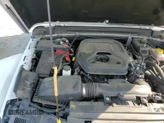 ✅ 2020 Jeep Wrangler Unlimited Recon • VIN: 1C4HJXFN4LW304073 • Lot: 80321705. Listed on Copart with 32,894 mi. Free auction sales archive from the USA and detailed vehicle history report at DreamBid. Image 15.