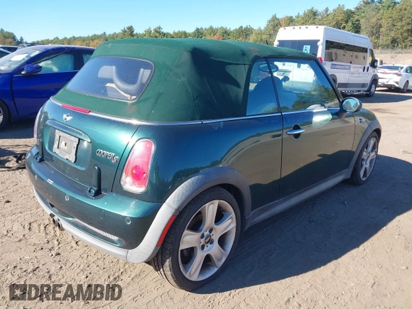 ✅ 2006 MINI Convertible S • VIN: WMWRH335X6TJ42319 • Lot: 43328404. Wystawiony na IAAI z przebiegiem 123 747 mil. Bezpłatny archiwum sprzedaży aukcyjnych z USA i szczegółowy raport historii pojazdu na DreamBid. Zdjęcie 4.