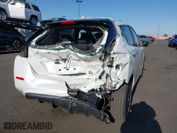 ✅ 2025 Nissan LEAF SV Plus • VIN: 1N4CZ1CV0SC557336 • Лот: 45061196. Опубліковано раніше на IAAI з пробігом 6 642 миль. Безкоштовний доступ до архіву аукціонних продажів зі США та докладний звіт про історію автомобіля на DreamBid. Зображення 6.