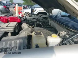 ✅ 2017 Ford Expedition Max Limited • VIN: 1FMJK2AT8HEA63473 • Lot: 42064907. Wystawiony na IAAI z przebiegiem 175 201 mil. Bezpłatny archiwum sprzedaży aukcyjnych z USA i szczegółowy raport historii pojazdu na DreamBid. Zdjęcie 22.