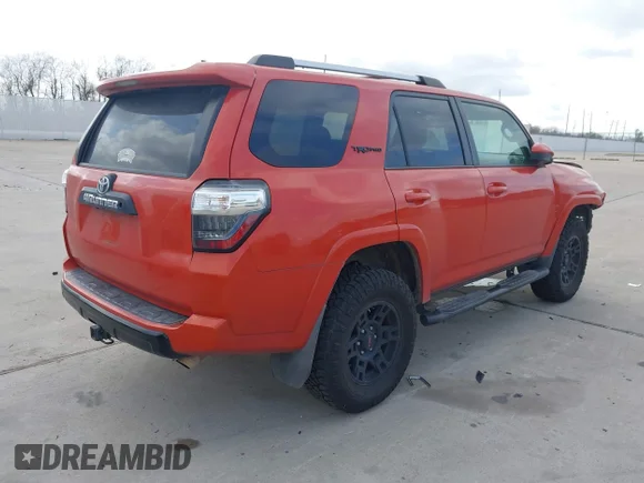 ✅ 2015 Toyota 4Runner Limited • VIN: JTEBU5JR7F5248700 • Lot: 44000610. Wystawiony na IAAI z przebiegiem 139 645 mil. Bezpłatny archiwum sprzedaży aukcyjnych z USA i szczegółowy raport historii pojazdu na DreamBid. Zdjęcie 4.