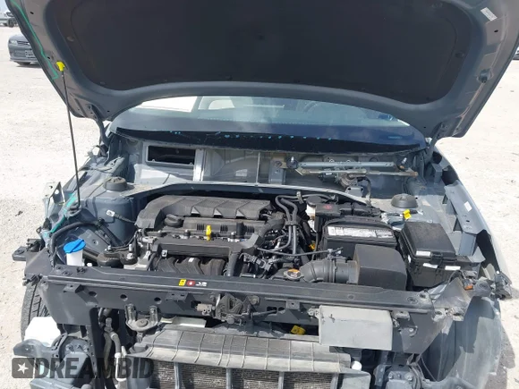 ✅ 2020 Hyundai Venue Denim • VIN: KMHRC8A38LU017353 • Lot: 45135741. Wystawiony na IAAI z przebiegiem 104 594 mil. Bezpłatny archiwum sprzedaży aukcyjnych z USA i szczegółowy raport historii pojazdu na DreamBid. Zdjęcie 10.