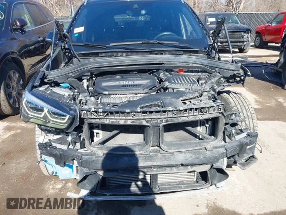 ✅ 2020 BMW X1 xDrive28i • VIN: WBXJG9C04L5P45618 • Lot: 44306774. Wystawiony na IAAI z przebiegiem 45 001 mil. Bezpłatny archiwum sprzedaży aukcyjnych z USA i szczegółowy raport historii pojazdu na DreamBid. Zdjęcie 6.