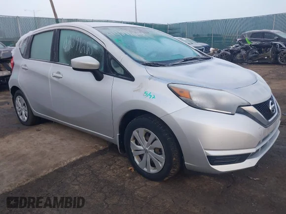 ✅ 2018 Nissan Note S • VIN: 3N1CE2CP3JL357618 • Lot: 44391260. Wystawiony na IAAI z przebiegiem 72 982 mil. Bezpłatny archiwum sprzedaży aukcyjnych z USA i szczegółowy raport historii pojazdu na DreamBid. Zdjęcie 1.