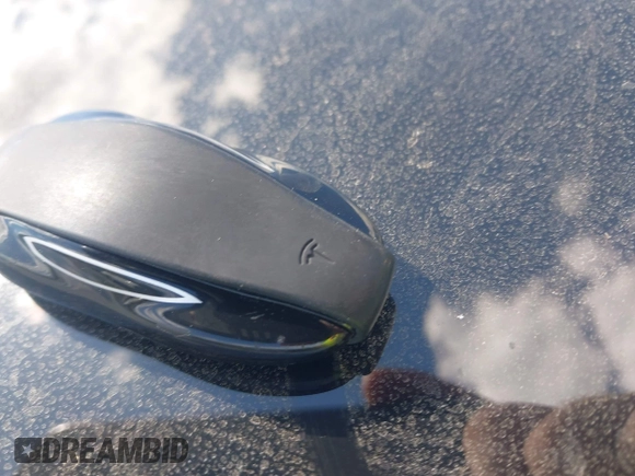 ✅ 2020 Tesla Model S Long Range • VIN: 5YJSA1E26LF415223 • Lot: 43177985. Wystawiony na IAAI z przebiegiem Nie podano. Bezpłatny archiwum sprzedaży aukcyjnych z USA i szczegółowy raport historii pojazdu na DreamBid. Zdjęcie 11.