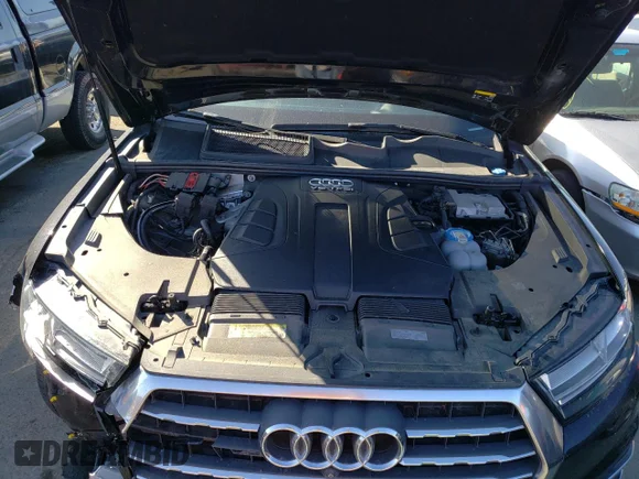 ✅ 2017 Audi Q7 Premium Plus • VIN: WA1LAAF77HD001682 • Лот: 72052693. Опубліковано раніше на Copart з пробігом 62 168 миль. Безкоштовний доступ до архіву аукціонних продажів зі США та докладний звіт про історію автомобіля на DreamBid. Зображення 12.