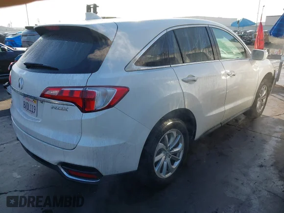 ✅ 2018 Acura RDX • VIN: 5J8TB3H32JL004009 • Lot: 43990724. Wystawiony na IAAI z przebiegiem 103 488 mil. Bezpłatny archiwum sprzedaży aukcyjnych z USA i szczegółowy raport historii pojazdu na DreamBid. Zdjęcie 4.