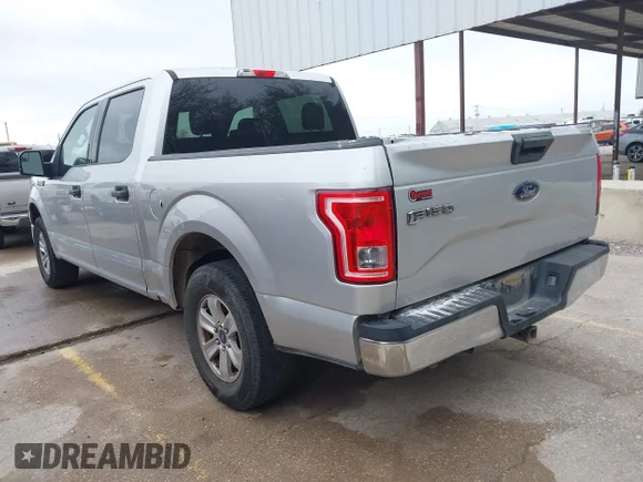 ✅ 2017 Ford F-150 XLT • VIN: 1FTEW1C84HKD47052 • Lot: 44074739. Wystawiony na IAAI z przebiegiem 211 094 mil. Bezpłatny archiwum sprzedaży aukcyjnych z USA i szczegółowy raport historii pojazdu na DreamBid. Zdjęcie 3.