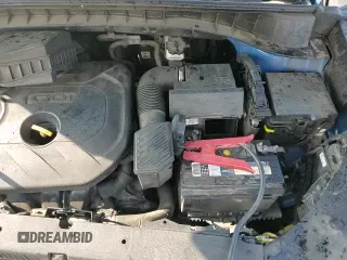 ✅ 2019 Hyundai Tucson SE • VIN: KM8J23A49KU947790 • Lot: 81069175. Wystawiony na Copart z przebiegiem 123 081 mil mil. Skorzystaj z bezpłatnego archiwum sprzedaży aukcyjnych z USA i zobacz szczegółowy raport historii pojazdu na DreamBid. Zdjęcie 16.