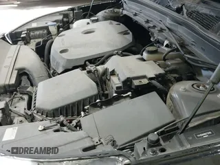 ✅ 2022 Volvo XC40 R-Design • VIN: YV4162UMXN2735766 • Lot: 42625124. Wystawiony na IAAI z przebiegiem 19 084 mil. Bezpłatny archiwum sprzedaży aukcyjnych z USA i szczegółowy raport historii pojazdu na DreamBid. Zdjęcie 19.