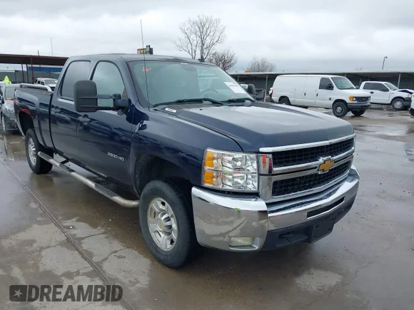 ✅ 2010 Chevrolet Silverado 2500HD LT • VIN: 1GC4KXBG6AF140874 • Lot: 41561587. Wystawiony na IAAI z przebiegiem 116 188 mil. Bezpłatny archiwum sprzedaży aukcyjnych z USA i szczegółowy raport historii pojazdu na DreamBid. Zdjęcie 1.