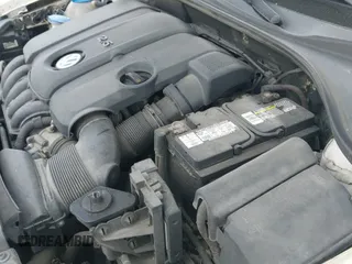 ✅ 2014 Volkswagen Passat Wolfsburg Edition • VIN: 1VWAH7A35EC005325 • Lot: 42640879. Wystawiony na IAAI z przebiegiem 233 396 mil. Bezpłatny archiwum sprzedaży aukcyjnych z USA i szczegółowy raport historii pojazdu na DreamBid. Zdjęcie 12.