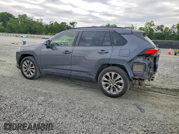 ✅ 2019 Toyota RAV4 XLE Premium • VIN: JTMA1RFV2KD017130 • Lot: 55521616. Wystawiony na Copart z przebiegiem 109 944 mil. Bezpłatny archiwum sprzedaży aukcyjnych z USA i szczegółowy raport historii pojazdu na DreamBid. Zdjęcie 2.