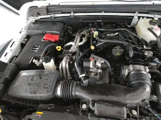 ✅ 2023 Jeep Wrangler Rubicon • VIN: 1C4HJXFG7PW560702 • Lot: 95872145. Wystawiony na Copart z przebiegiem 33 860 mil. Bezpłatny archiwum sprzedaży aukcyjnych z USA i szczegółowy raport historii pojazdu na DreamBid. Zdjęcie 14.