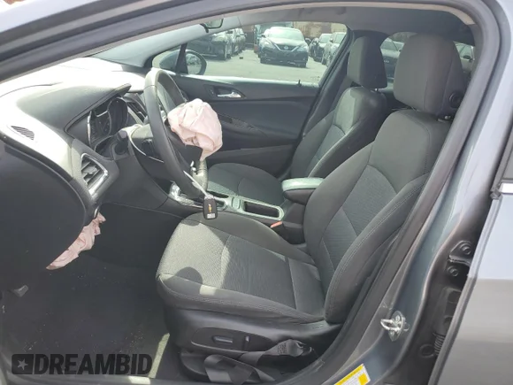 ✅ 2019 Chevrolet Cruze LT • VIN: 1G1BE5SM9K7127470 • Lot: 41798763. Wystawiony na Copart z przebiegiem 45 935 mil. Bezpłatny archiwum sprzedaży aukcyjnych z USA i szczegółowy raport historii pojazdu na DreamBid. Zdjęcie 7.