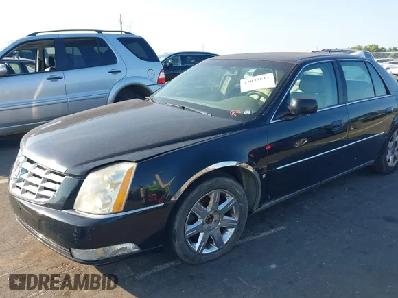 ✅ 2006 Cadillac DTS 1SC • VIN: 1G6KD57Y66U105569 • Лот: 43033611. Опубліковано раніше на IAAI з пробігом 139 135 миль. Безкоштовний доступ до архіву аукціонних продажів зі США та докладний звіт про історію автомобіля на DreamBid. Зображення 2.