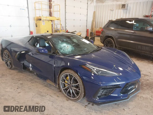 ✅ 2025 Chevrolet Corvette 2LT • VIN: 1G1YB3D47S5108187 • Lot: 44090970. Listed on IAAI with 6,185 mi. Free auction sales archive from the USA and detailed vehicle history report at DreamBid. Image 1.