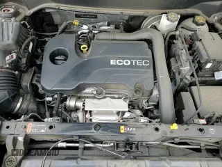 ✅ 2022 GMC Terrain SLE • VIN: 3GKALTEV8NL191182 • Lot: 85198455. Wystawiony na Copart z przebiegiem 36 003 mil. Bezpłatny archiwum sprzedaży aukcyjnych z USA i szczegółowy raport historii pojazdu na DreamBid. Zdjęcie 16.