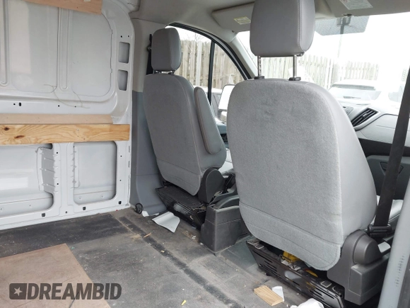 ✅ 2015 Ford Transit Cargo • VIN: 1FTNR1ZM3FKB07385 • Лот: 44007262. Опубликован ранее на IAAI с пробегом 143 564 миль. Бесплатный доступ к архиву аукционных продаж из США и подробный отчёт об истории автомобиля на DreamBid. Изображение 5.
