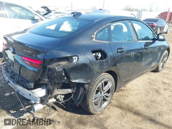 ✅ 2021 BMW 2 Series 228i xDrive • VIN: WBA73AK08M7J24794 • Lot: 44388006. Wystawiony na IAAI z przebiegiem 43 045 mil. Bezpłatny archiwum sprzedaży aukcyjnych z USA i szczegółowy raport historii pojazdu na DreamBid. Zdjęcie 4.