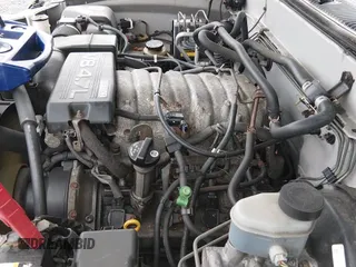 ✅ 2001 Toyota Sequoia Limited • VIN: 5TDBT48A21S004330 • Lot: 43706396. Listed on IAAI with 233,359 mi. Free auction sales archive from the USA and detailed vehicle history report at DreamBid. Image 14.