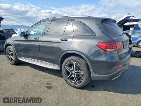 ✅ 2022 Mercedes-Benz GLC 300 • VIN: W1N0G8DBXNV331015 • Лот: 55427046. Опубліковано раніше на Copart з пробігом 142 213 миль. Безкоштовний доступ до архіву аукціонних продажів зі США та докладний звіт про історію автомобіля на DreamBid. Зображення 2.
