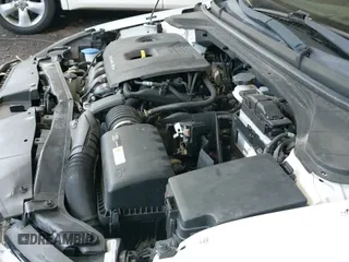 ✅ 2017 Hyundai Elantra SE • VIN: 5NPD84LF1HH129350 • Lot: 42893854. Listed on IAAI with 77,740 mi. Free auction sales archive from the USA and detailed vehicle history report at DreamBid. Image 19.