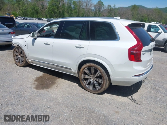 ✅ 2025 Volvo XC90 Ultra • VIN: YV4H60PF9S1290521 • Lot: 44936115. Wystawiony na IAAI z przebiegiem 20 506 mil. Bezpłatny archiwum sprzedaży aukcyjnych z USA i szczegółowy raport historii pojazdu na DreamBid. Zdjęcie 3.
