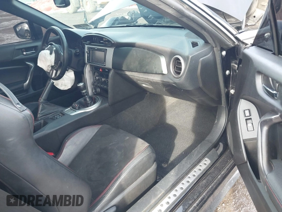 ✅ 2013 Subaru BRZ Limited • VIN: JF1ZCAC14D1611793 • Lot: 43914686. Wystawiony na IAAI z przebiegiem 106 300 mil. Bezpłatny archiwum sprzedaży aukcyjnych z USA i szczegółowy raport historii pojazdu na DreamBid. Zdjęcie 5.