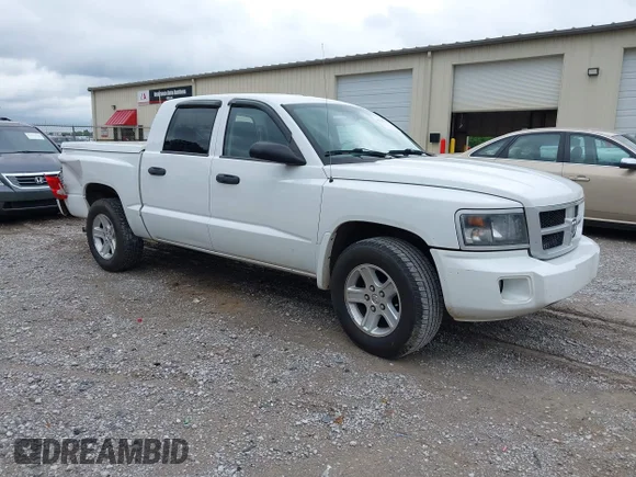 ✅ 2011 Ram Dakota Big Horn • VIN: 1D7RE3GK4BS685201 • Лот: 42359365. Опубликован ранее на IAAI с пробегом 144 384 миль. Бесплатный доступ к архиву аукционных продаж из США и подробный отчёт об истории автомобиля на DreamBid. Изображение 1.