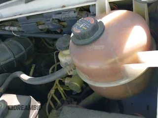 ✅ 1998 Ford Econoline Wagon XL • VIN: 1FBSS31L2WHB12505 • Lot: 41067925. Listed on IAAI with 156,210 mi. Free auction sales archive from the USA and detailed vehicle history report at DreamBid. Image 17.