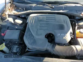 ✅ 2017 Dodge Charger SXT • VIN: 2C3CDXHGXHH515613 • Lot: 90038215. Listed on Copart with 113,574 mi. Free auction sales archive from the USA and detailed vehicle history report at DreamBid. Image 13.