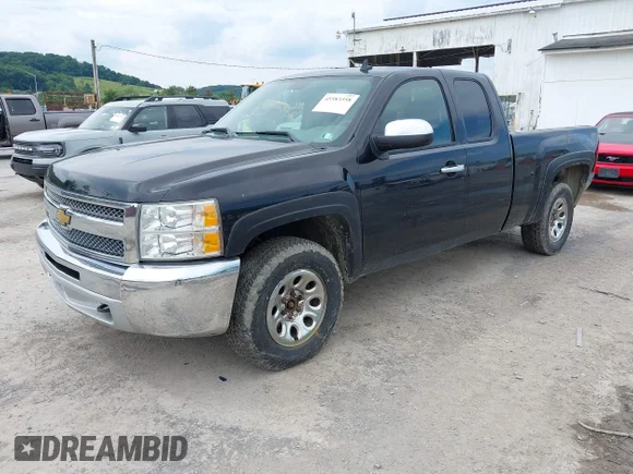 ✅ 2012 Chevrolet Silverado 1500 LS • VIN: 1GCRKREA2CZ241713 • Лот: 45583358. Опубликован ранее на IAAI с пробегом 183 109 миль. Бесплатный доступ к архиву аукционных продаж из США и подробный отчёт об истории автомобиля на DreamBid. Изображение 2.