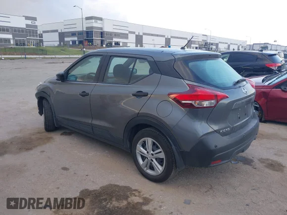 ✅ 2020 Nissan Kicks S • VIN: 3N1CP5BV3LL550608 • Lot: 43545922. Wystawiony na IAAI z przebiegiem 167 545 mil. Bezpłatny archiwum sprzedaży aukcyjnych z USA i szczegółowy raport historii pojazdu na DreamBid. Zdjęcie 3.