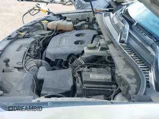 ✅ 2015 Lincoln MKC • VIN: 5LMCJ1A94FUJ25512 • Лот: 42573095. Опубликован ранее на IAAI с пробегом 257 846 миль. Бесплатный доступ к архиву аукционных продаж из США и подробный отчёт об истории автомобиля на DreamBid. Изображение 19.