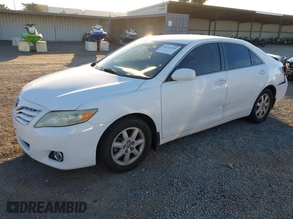 ✅ 2011 Toyota Camry LE • VIN: 4T4BF3EK1BR127954 • Lot: 44193295. Wystawiony na IAAI z przebiegiem 123 091 mil. Bezpłatny archiwum sprzedaży aukcyjnych z USA i szczegółowy raport historii pojazdu na DreamBid. Zdjęcie 2.