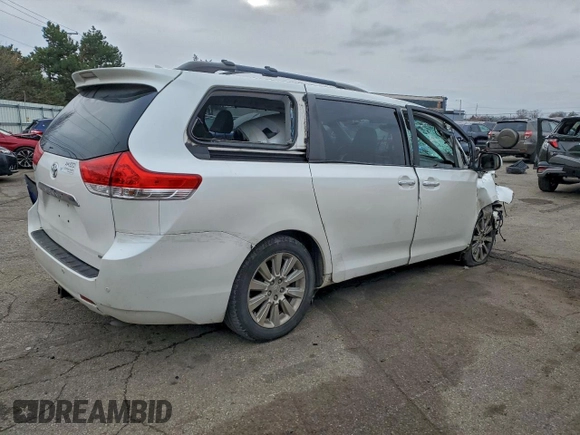 ✅ 2011 Toyota Sienna Limited • VIN: 5TDYK3DC1BS001578 • Lot: 94708195. Wystawiony na Copart z przebiegiem Nie podano. Bezpłatny archiwum sprzedaży aukcyjnych z USA i szczegółowy raport historii pojazdu na DreamBid. Zdjęcie 3.