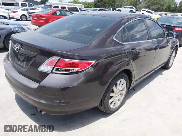 ✅ 2011 Mazda 6 i Grand Touring • VIN: 1YVHZ8CH4B5M10695 • Lot: 45488006. Wystawiony na IAAI z przebiegiem 112 643 mil. Bezpłatny archiwum sprzedaży aukcyjnych z USA i szczegółowy raport historii pojazdu na DreamBid. Zdjęcie 4.