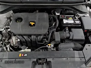 ✅ 2020 Hyundai Elantra SEL • VIN: 5NPD84LF3LH508682 • Lot: 86874145. Listed on Copart with 117,869 mi. Free auction sales archive from the USA and detailed vehicle history report at DreamBid. Image 14.