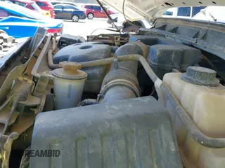 ✅ 2012 Ford F-250 XL • VIN: 1FT7W2B68CEA93089 • Lot: 42484709. Listed on IAAI with 105,660 mi. Free auction sales archive from the USA and detailed vehicle history report at DreamBid. Image 18.