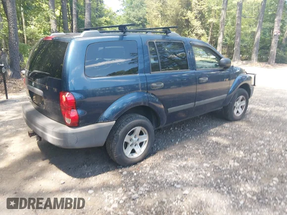 ✅ 2006 Dodge Durango SXT • VIN: 1D4HB38N96F158781 • Лот: 45383830. Опубліковано раніше на IAAI з пробігом 181 939 миль. Безкоштовний доступ до архіву аукціонних продажів зі США та докладний звіт про історію автомобіля на DreamBid. Зображення 4.