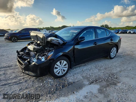 ✅ 2025 Nissan Sentra S • VIN: 3N1AB8BV7SY277648 • Lot: 54260926. Wystawiony na Copart z przebiegiem 2 779 mil. Bezpłatny archiwum sprzedaży aukcyjnych z USA i szczegółowy raport historii pojazdu na DreamBid. Zdjęcie 1.