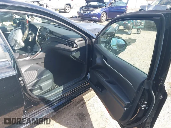 ✅ 2021 Toyota Camry SE • VIN: 4T1G11AK2MU513603 • Lot: 44087957. Wystawiony na IAAI z przebiegiem 46 052 mil. Bezpłatny archiwum sprzedaży aukcyjnych z USA i szczegółowy raport historii pojazdu na DreamBid. Zdjęcie 5.