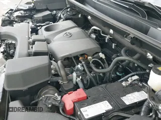 ✅ 2025 Toyota RAV4 XLE Premium • VIN: 2T3C1RFV8SW394699 • Лот: 43343987. Опубликован ранее на IAAI с пробегом 5 122 миль. Бесплатный доступ к архиву аукционных продаж из США и подробный отчёт об истории автомобиля на DreamBid. Изображение 20.