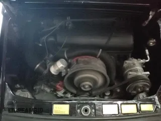 ✅ 1982 Porsche 911 • VIN: WP0AA0915CS122360 • Лот: 78435734. Опубликован ранее на Copart с пробегом 179 346 миль. Бесплатный доступ к архиву аукционных продаж из США и подробный отчёт об истории автомобиля на DreamBid. Изображение 14.